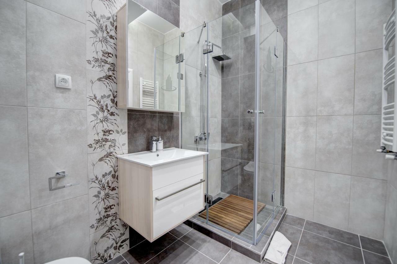 Centar President Apartment อารันเยโลวัคส์ ภายนอก รูปภาพ