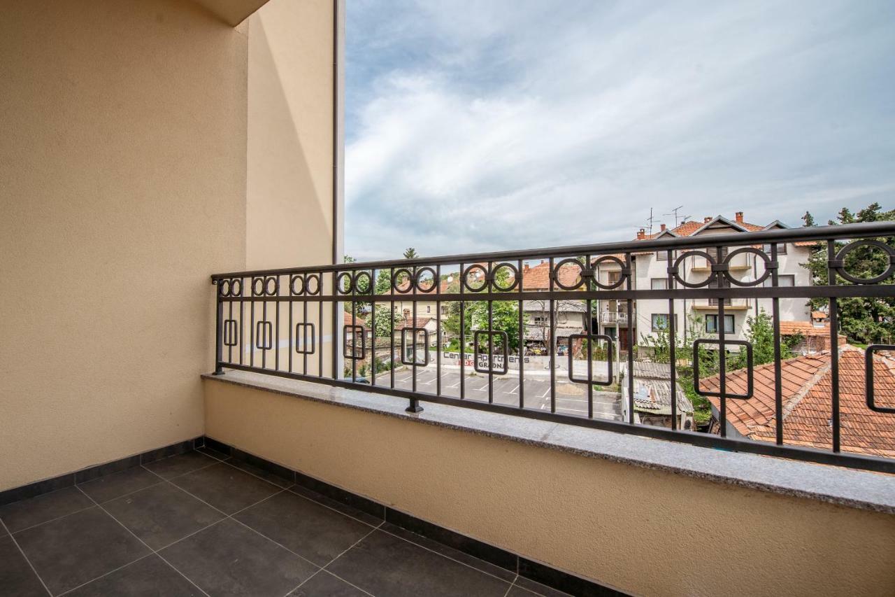 Centar President Apartment อารันเยโลวัคส์ ภายนอก รูปภาพ