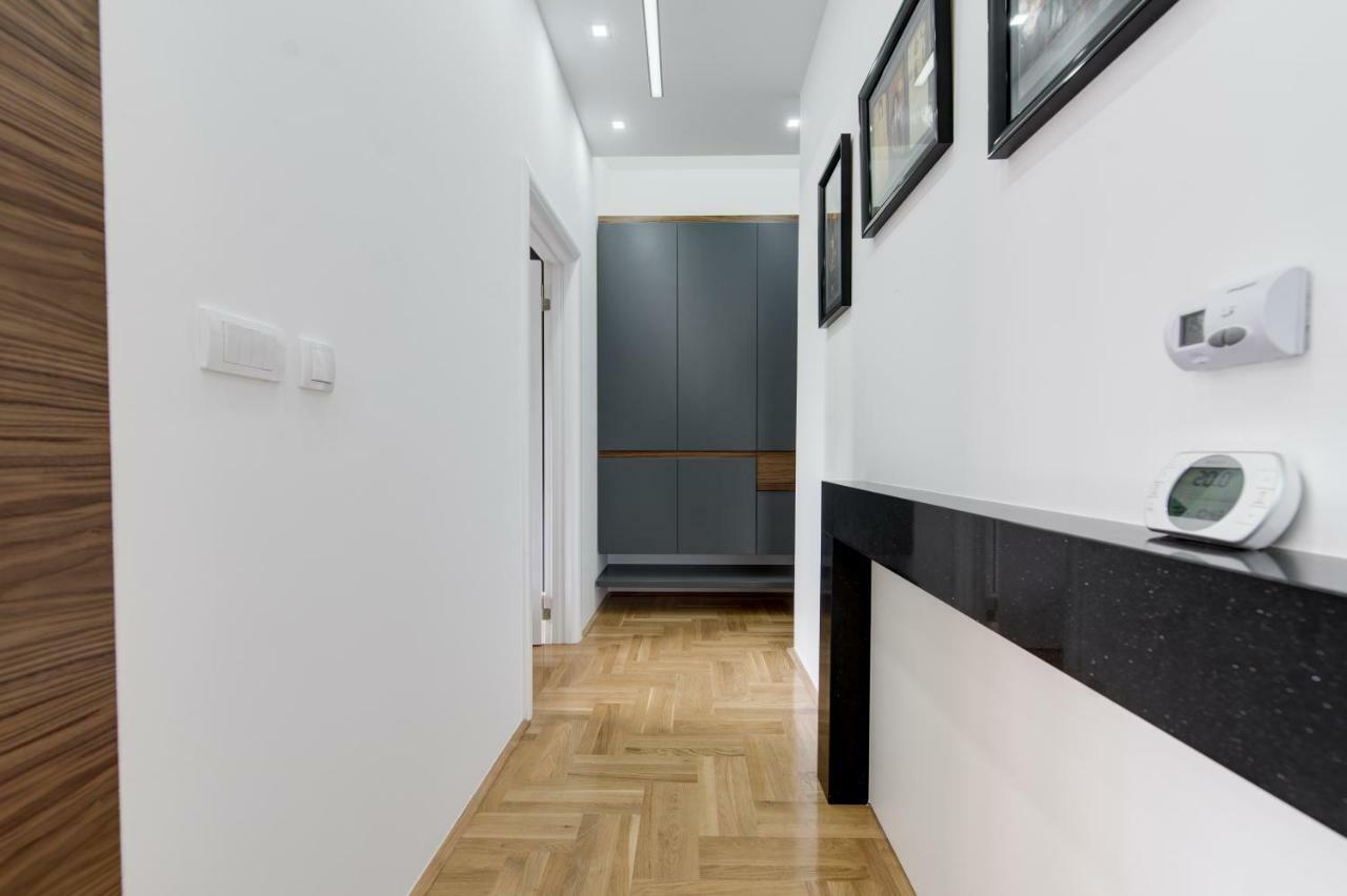 Centar President Apartment อารันเยโลวัคส์ ภายนอก รูปภาพ