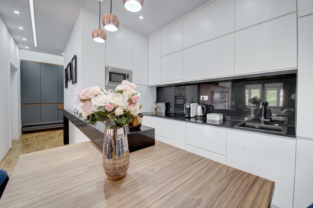 Centar President Apartment อารันเยโลวัคส์ ภายนอก รูปภาพ